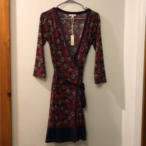 Max studio wrap dress in beautiful colors